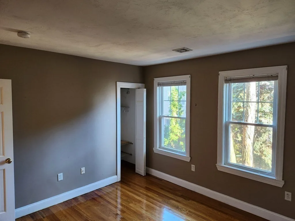 3 bed, 1 bath apartment for rent at 4 6 Sunnyside St Unit 1, Hyde Park — photo 14 of 24