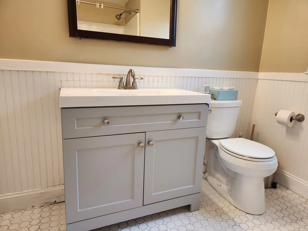 3 bed, 1 bath apartment for rent at 4 6 Sunnyside St Unit 1, Hyde Park — photo 17 of 24