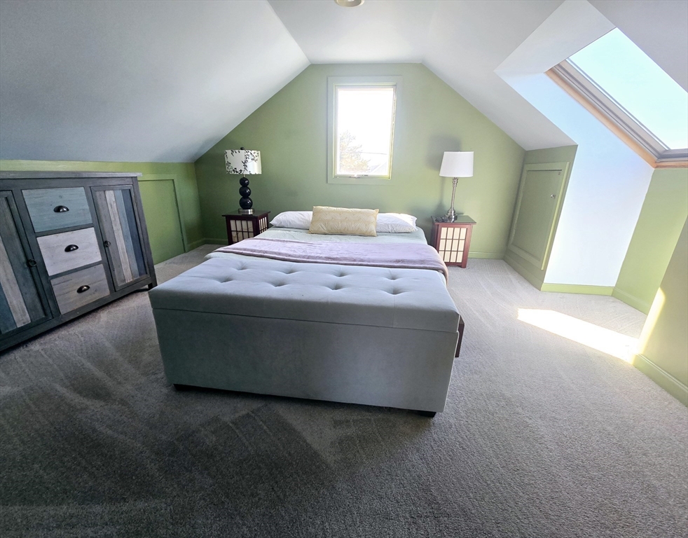 3 bed, 1 bath apartment for rent at 4 79th St Unit SHORT, Plum Island — photo 13 of 20
