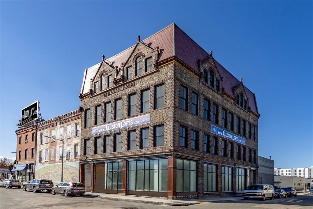 2 bed, 2 bath apartment for rent at 4-8 Frankin St Unit 403, Allston — photo 13 of 16