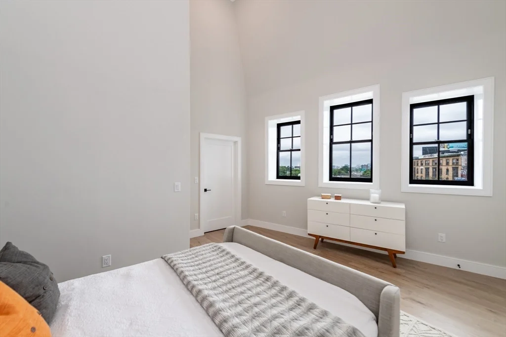 2 bed, 2 bath apartment for rent at 4-8 Frankin St Unit 403, Allston — photo 8 of 16