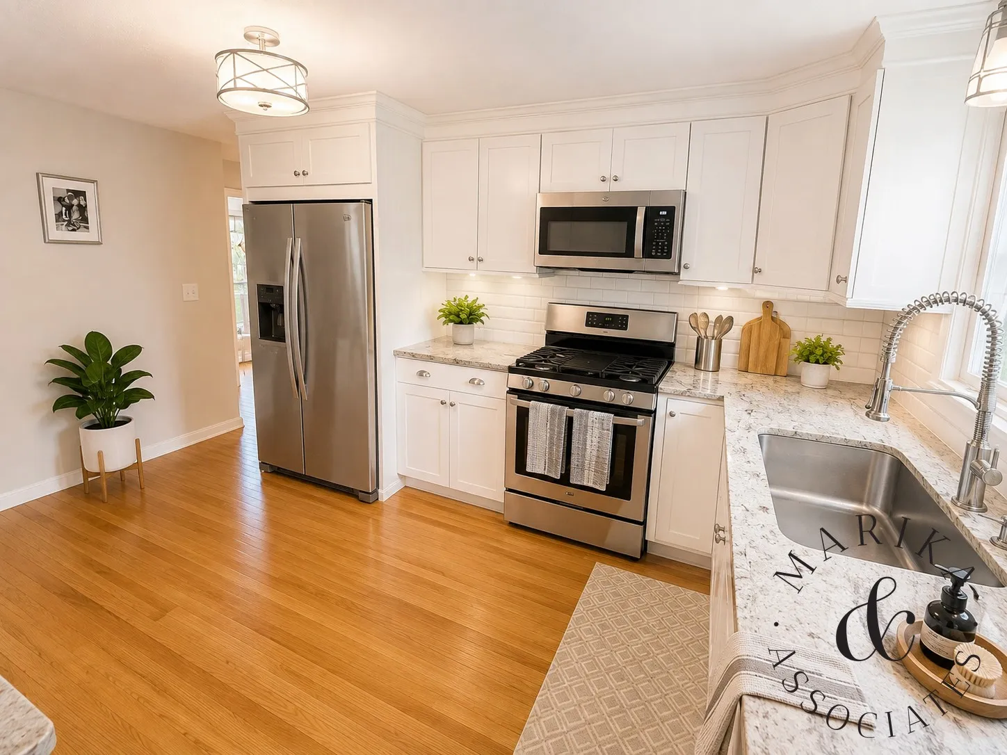 4 bed, 2.5 bath apartment for rent at 4 A Bryon Rd Unit 4A, Chestnut Hill — photo 8 of 27