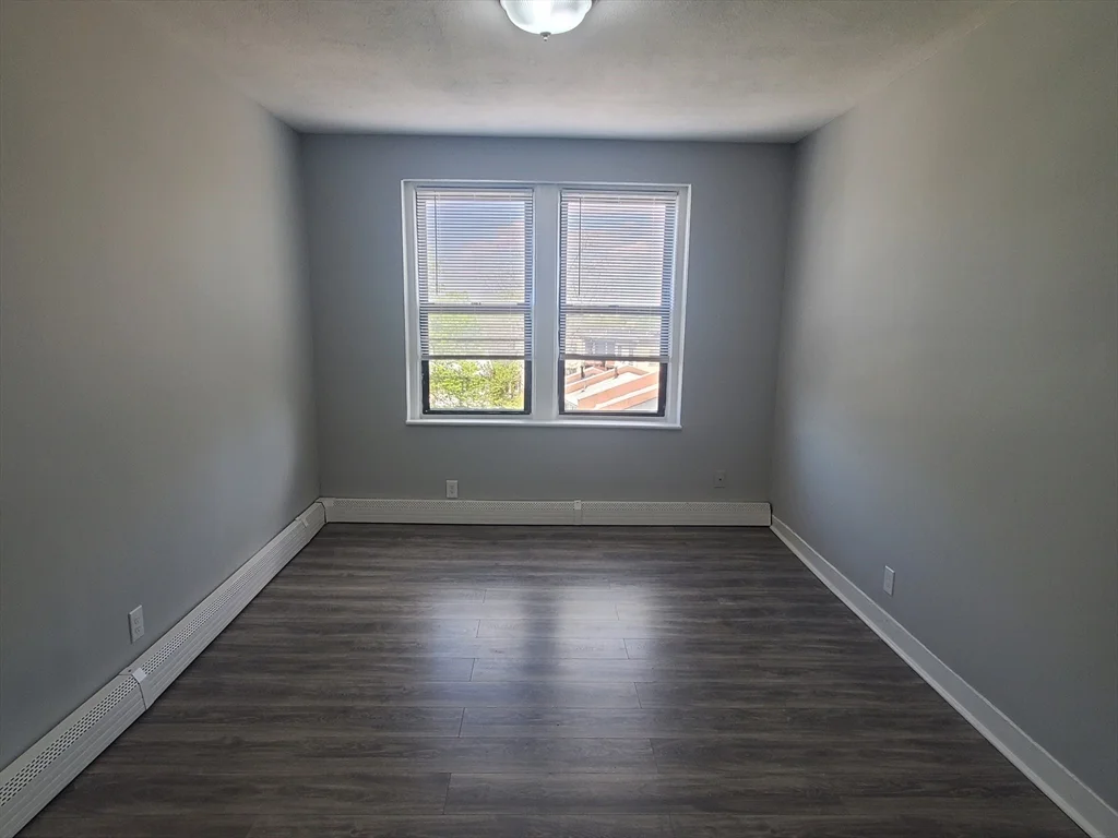 2 bed, 1 bath apartment for rent at 4 Abbotsford St Unit 9, Dorchester — photo 3 of 14