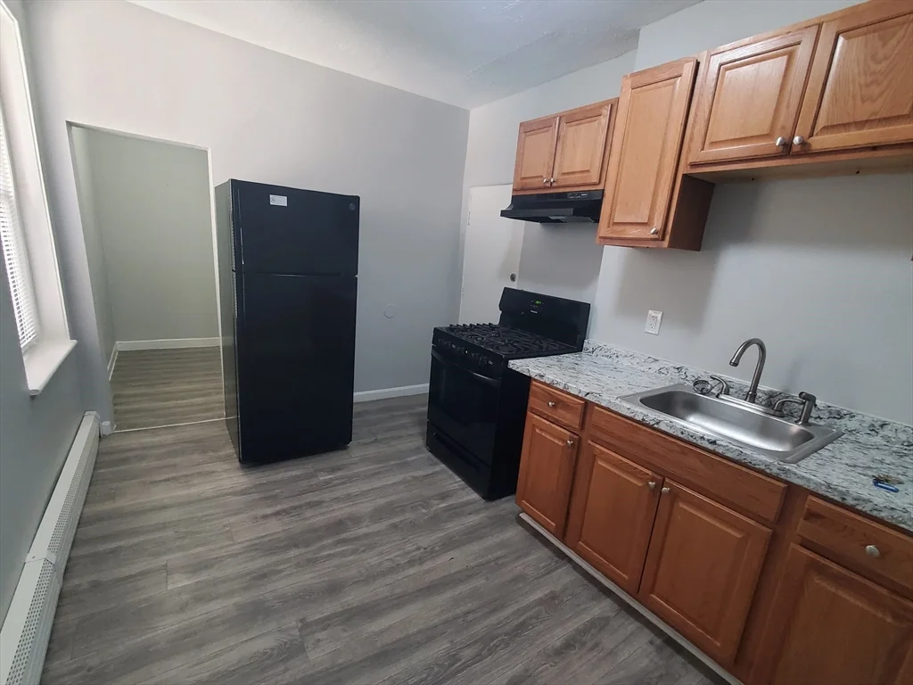2 bed, 1 bath apartment for rent at 4 Abbotsford St Unit 9, Dorchester — photo 1 of 14