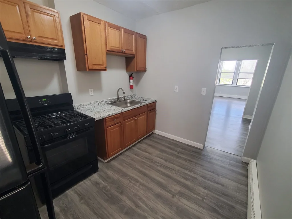 2 bed, 1 bath apartment for rent at 4 Abbotsford St Unit 9, Dorchester — photo 2 of 14
