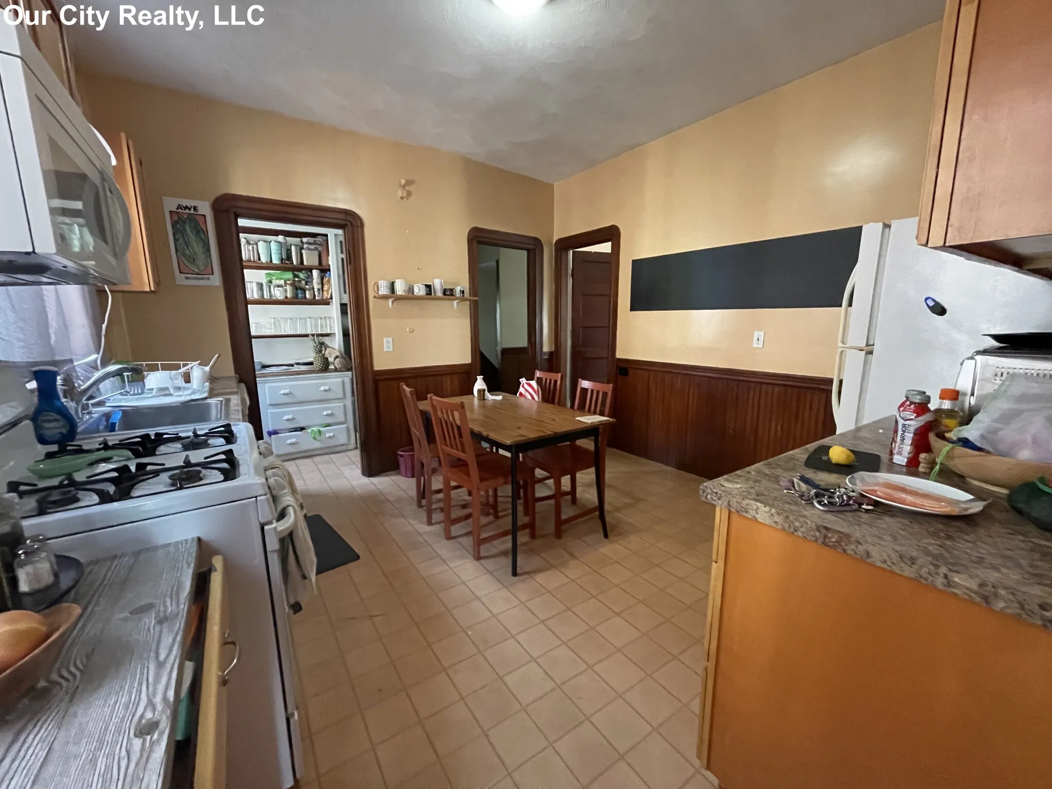 3 bed, 1 bath apartment for rent at 4 Aberdeen Rd Unit 2, Powder House Square — photo 17 of 20