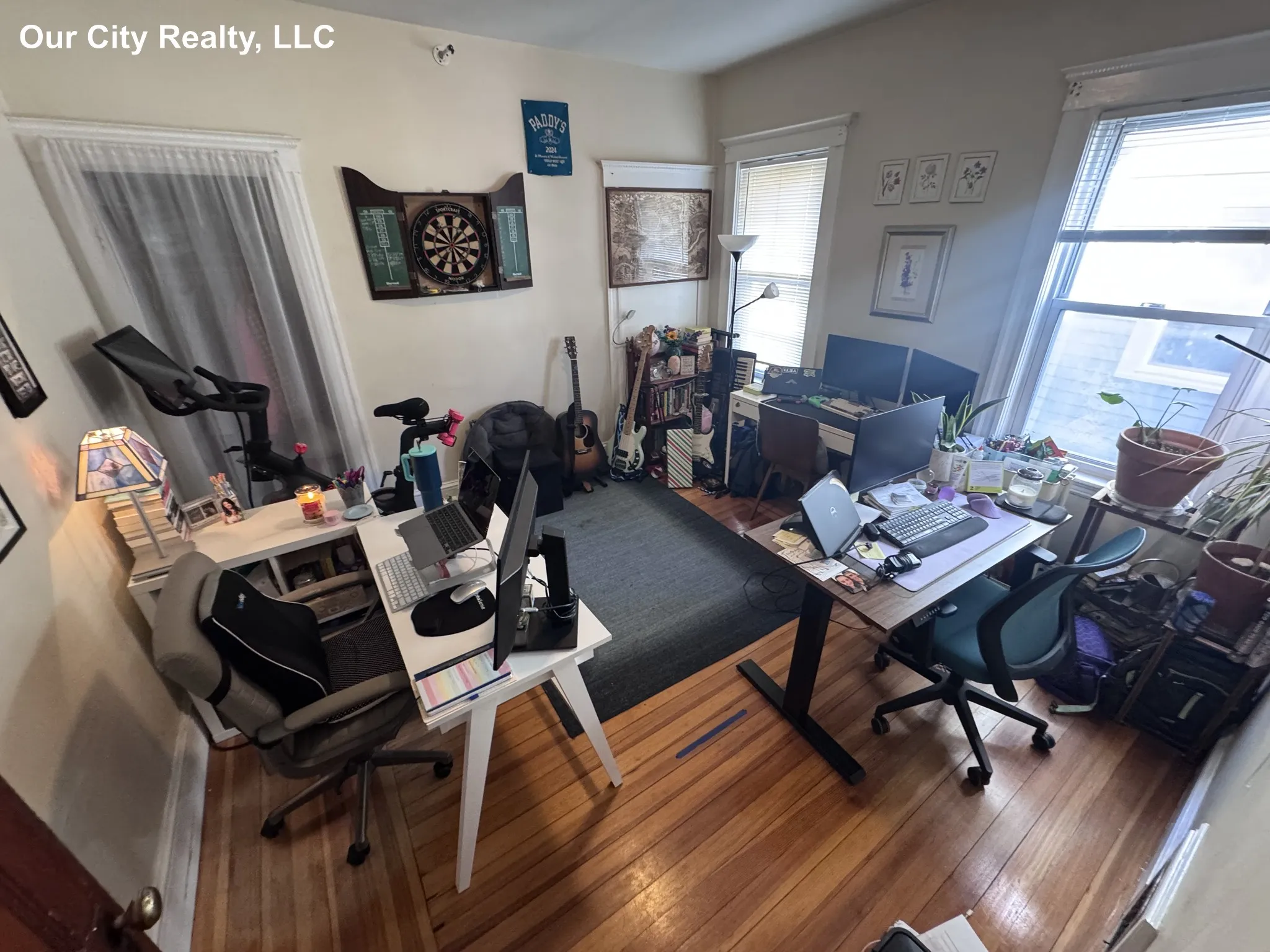 3 bed, 1 bath apartment for rent at 4 Aberdeen Rd Unit 2, Powder House Square — photo 4 of 20
