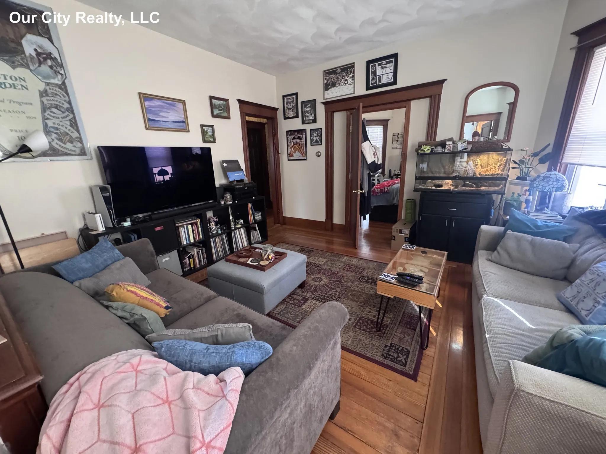 3 bed, 1 bath apartment for rent at 4 Aberdeen Rd Unit 2, Powder House Square — photo 6 of 20
