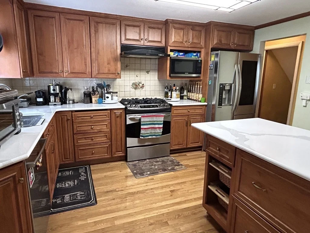 5 bed, 2 bath apartment for rent at 4 Albamont Rd Unit 0, Winchester — photo 4 of 27