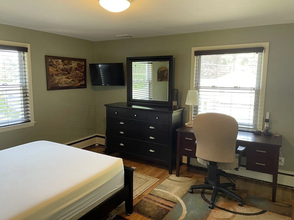 5 bed, 2 bath apartment for rent at 4 Albamont Rd Unit 0, Winchester — photo 13 of 27