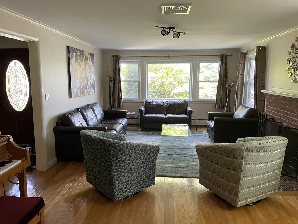 5 bed, 2 bath apartment for rent at 4 Albamont Rd Unit 0, Winchester — photo 10 of 27