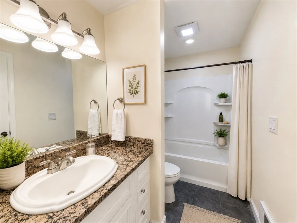 2 bed, 1 bath apartment for rent at 4 Alcott Circle Unit 4, Taunton — photo 8 of 13