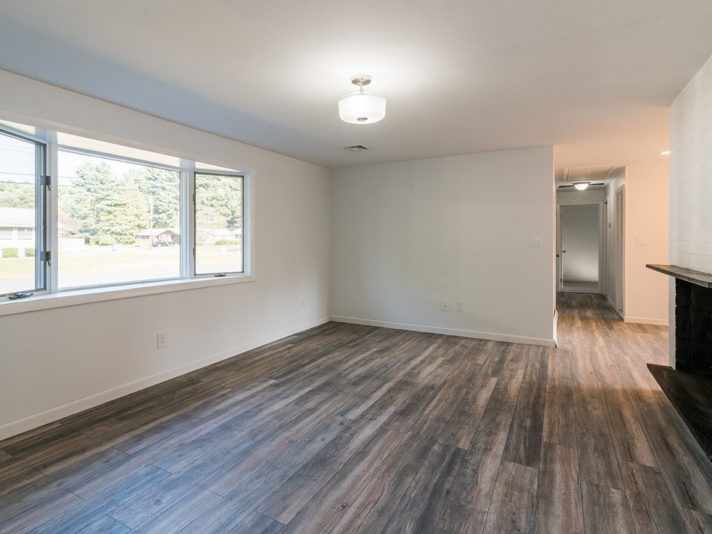 3 bed, 1 bath apartment for rent at 4 Arbetter Unit 0, Framingham — photo 9 of 20