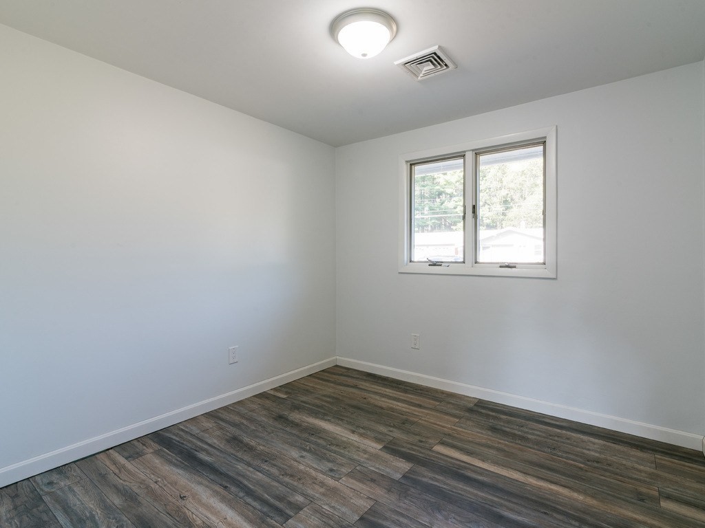3 bed, 1 bath apartment for rent at 4 Arbetter Unit 0, Framingham — photo 10 of 20