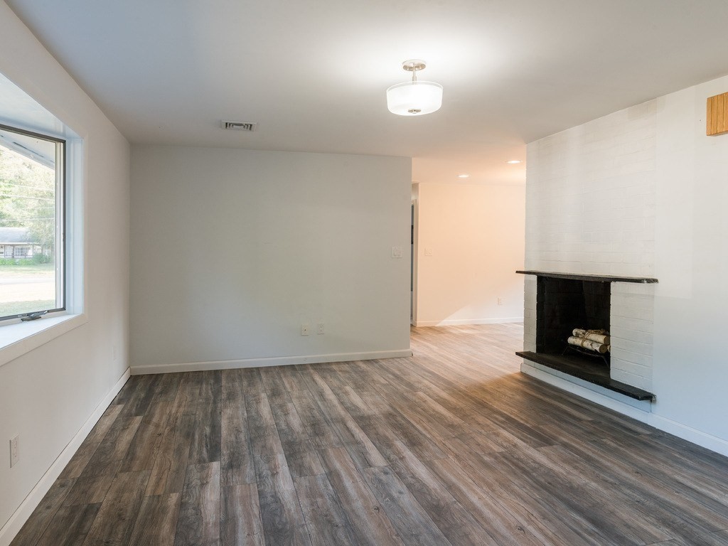 3 bed, 1 bath apartment for rent at 4 Arbetter Unit 0, Framingham — photo 8 of 20
