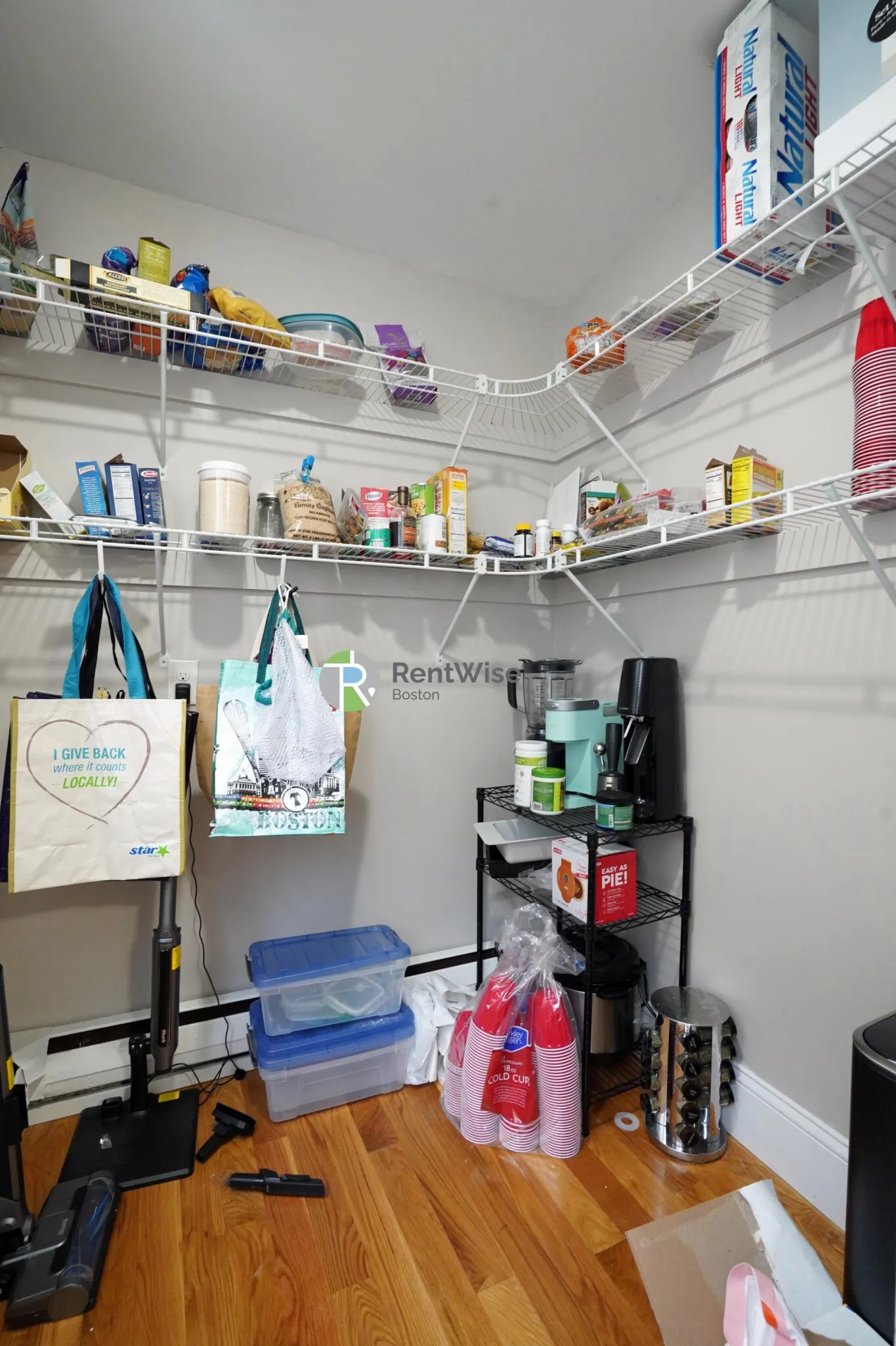 3 bed, 2 bath apartment for rent at 4 Ashford Ct Unit 1, Allston — photo 8 of 24