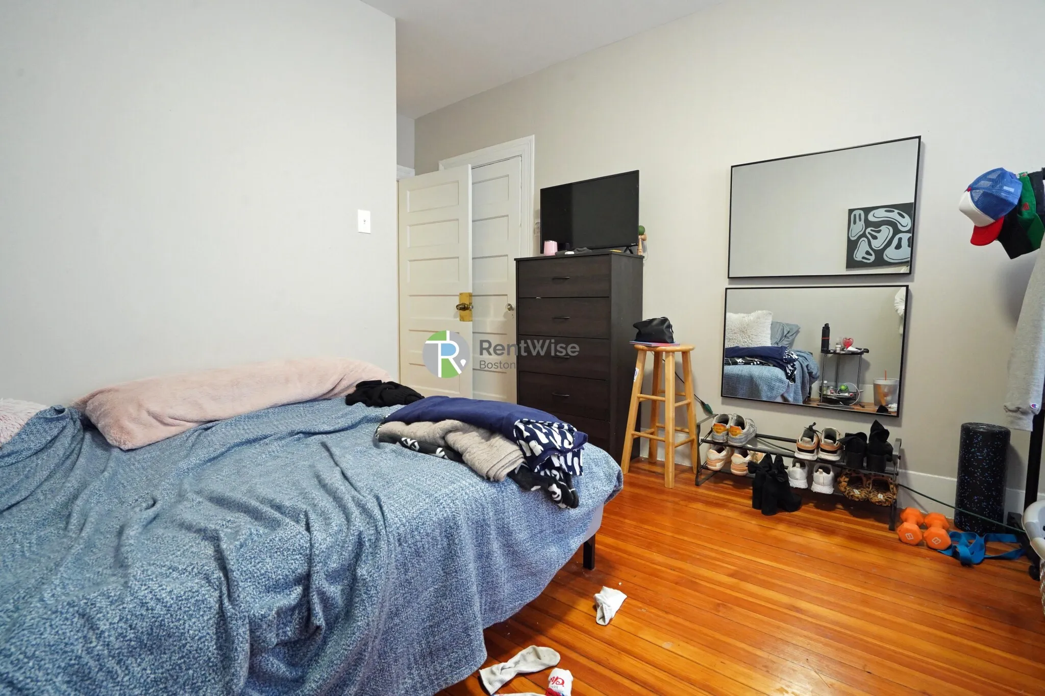 3 bed, 2 bath apartment for rent at 4 Ashford Ct Unit 1, Allston — photo 12 of 24