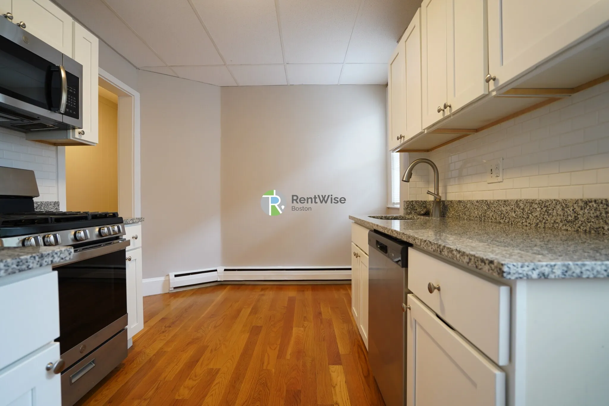 4 bed, 2 bath apartment for rent at 4 Ashford Ct Unit 22, Allston — photo 10 of 25