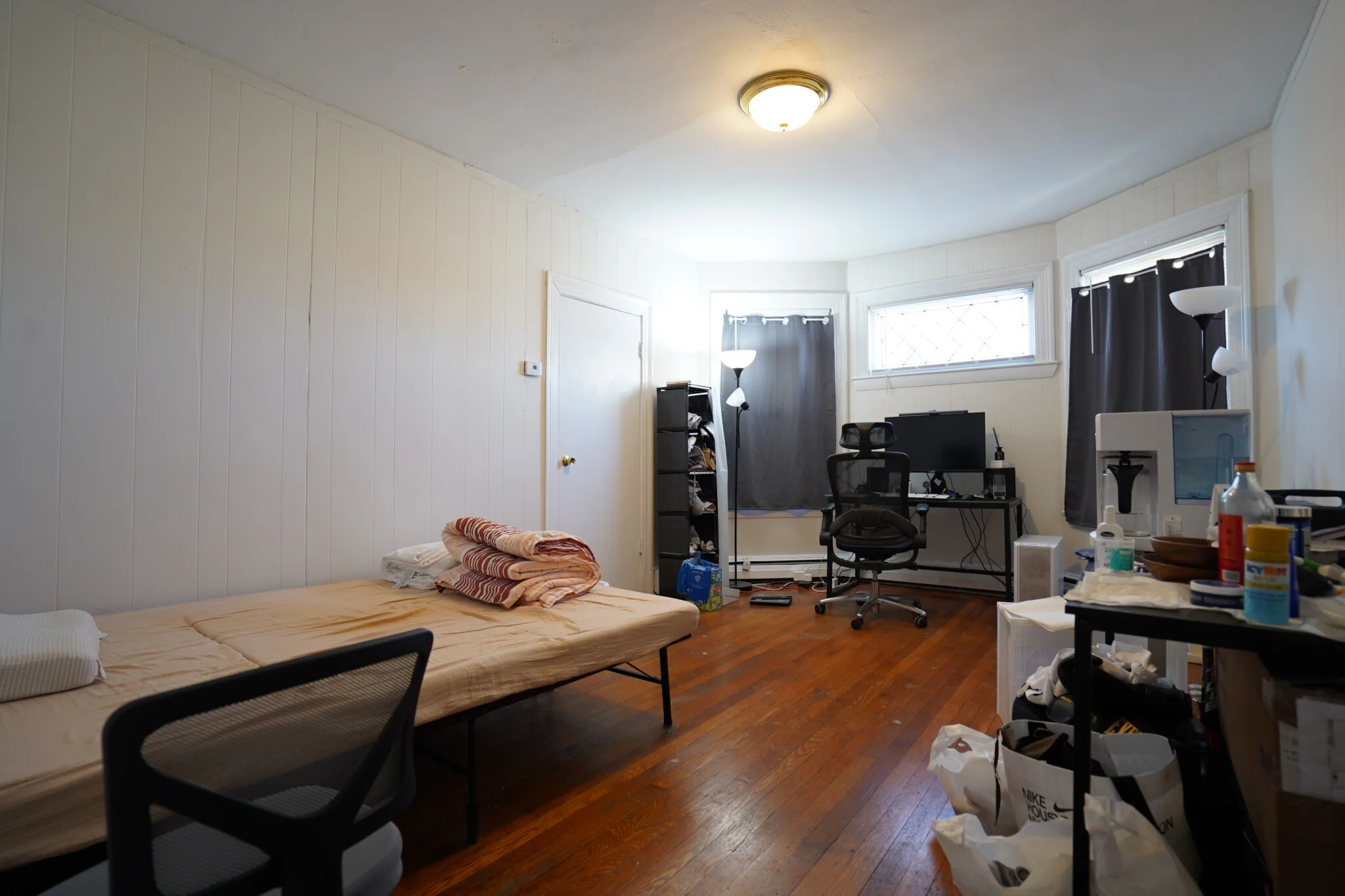 4 bed, 2 bath apartment for rent at 4 Ashford Ct Unit 3, Allston — photo 12 of 17