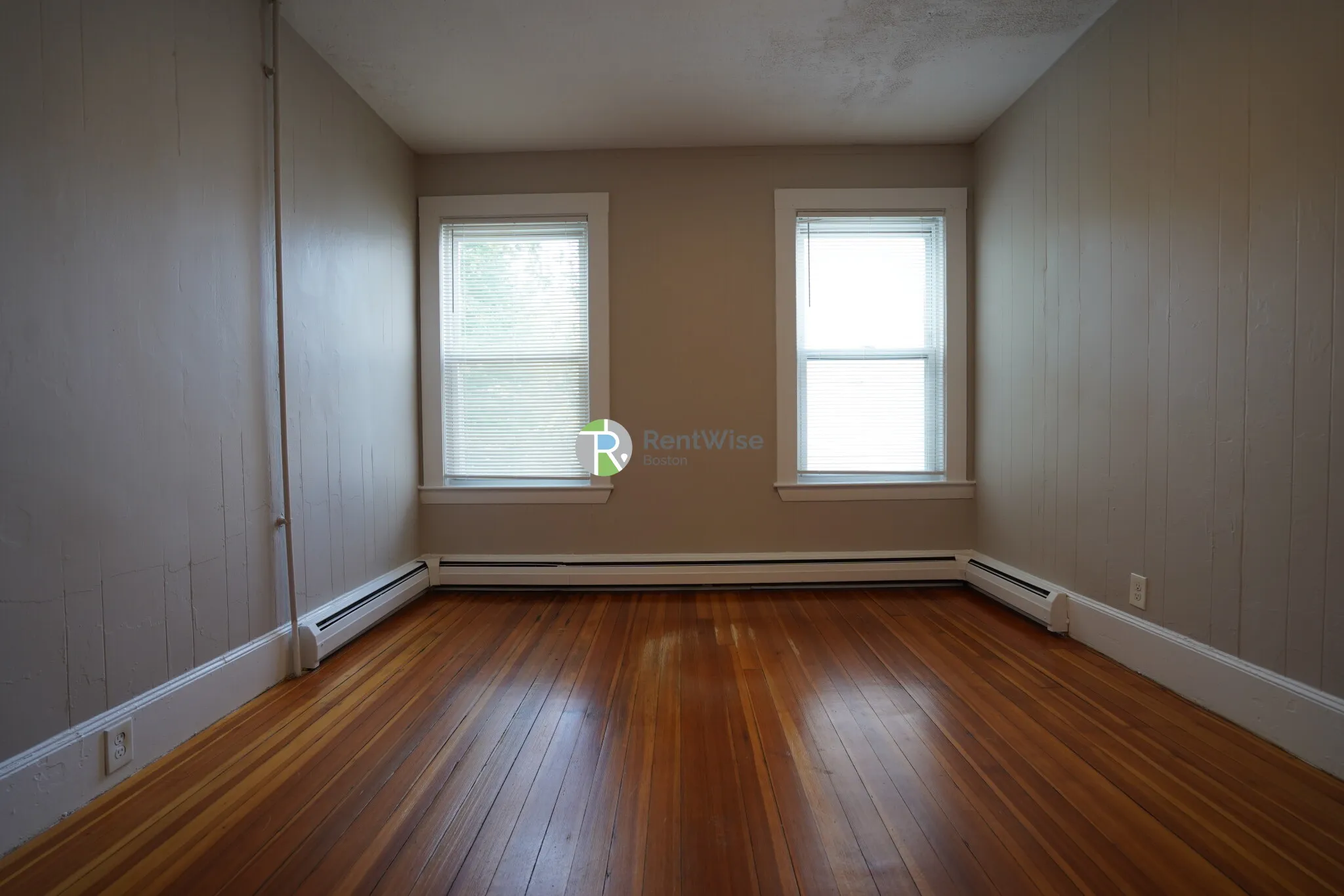4 bed, 2 bath apartment for rent at 4 Ashford St Unit 2, Allston — photo 15 of 25