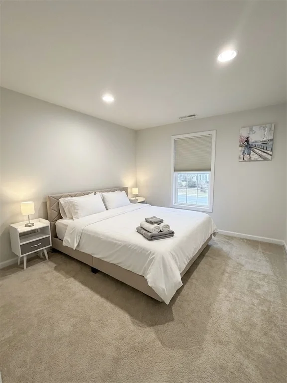 3 bed, 2 bath apartment for rent at 4 Aspen Way, Hopkinton — photo 13 of 25