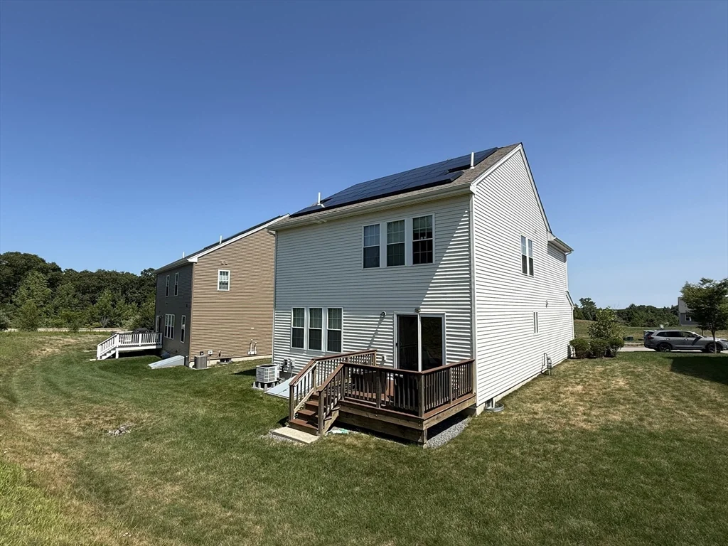 3 bed, 2 bath apartment for rent at 4 Aspen Way, Hopkinton — photo 20 of 25