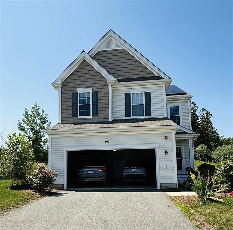 3 bed, 2 bath apartment for rent at 4 Aspen Way, Hopkinton
