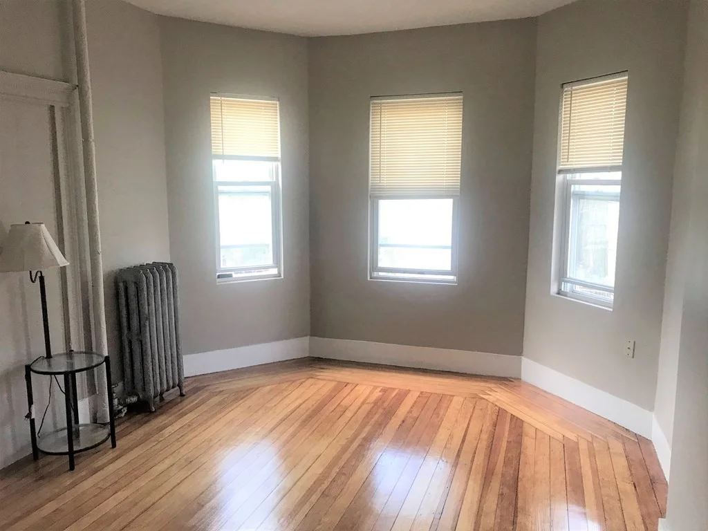 4 bed, 2 bath apartment for rent at 4 Athol St Unit 2, Allston — photo 2 of 15