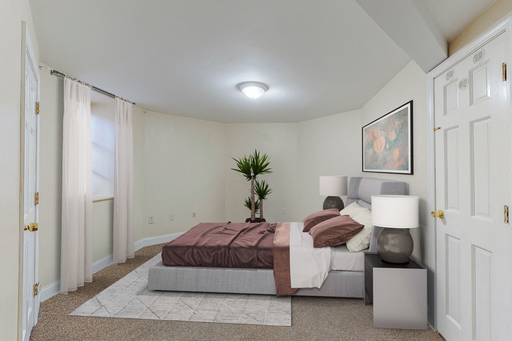 2 bed, 1 bath apartment for rent at 4 Auburn St Unit B, Coolidge Corner — photo 3 of 8