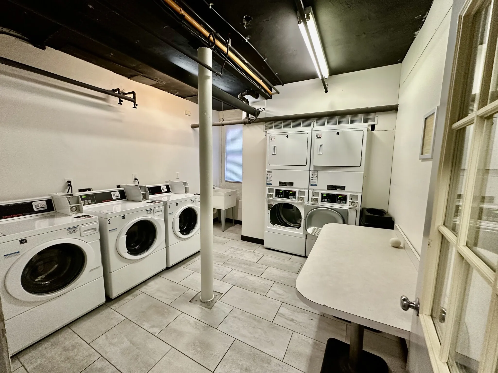 Studio bed, 1 bath apartment for rent at 4 Ayr Rd Unit 43, Brighton — photo 5 of 6