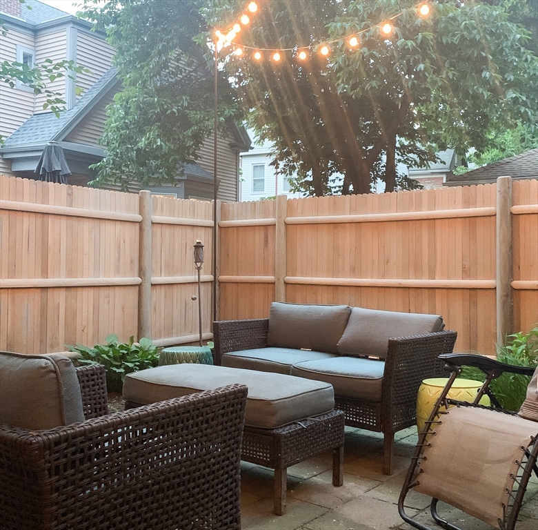 2 bed, 1 bath apartment for rent at 4 Banks St Unit 1, Davis Square — photo 21 of 22
