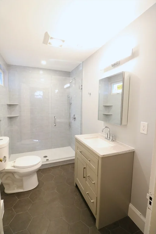 3 bed, 2 bath apartment for rent at 4 Bates St Unit 1, Neighborhood Nine — photo 17 of 24