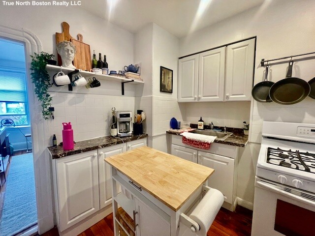 1 bed, 1 bath apartment for rent at 4 Battery St Unit 7, North End — photo 9 of 17