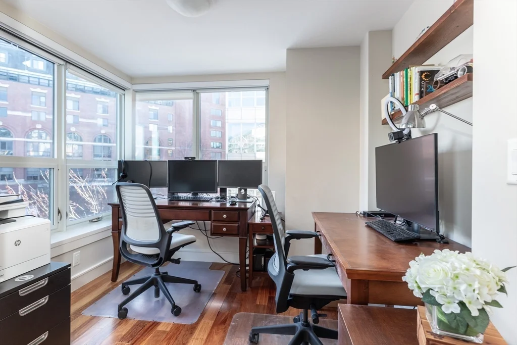 1 bed, 2 bath apartment for rent at 4 Battery Wharf Unit 4301, North End — photo 10 of 25