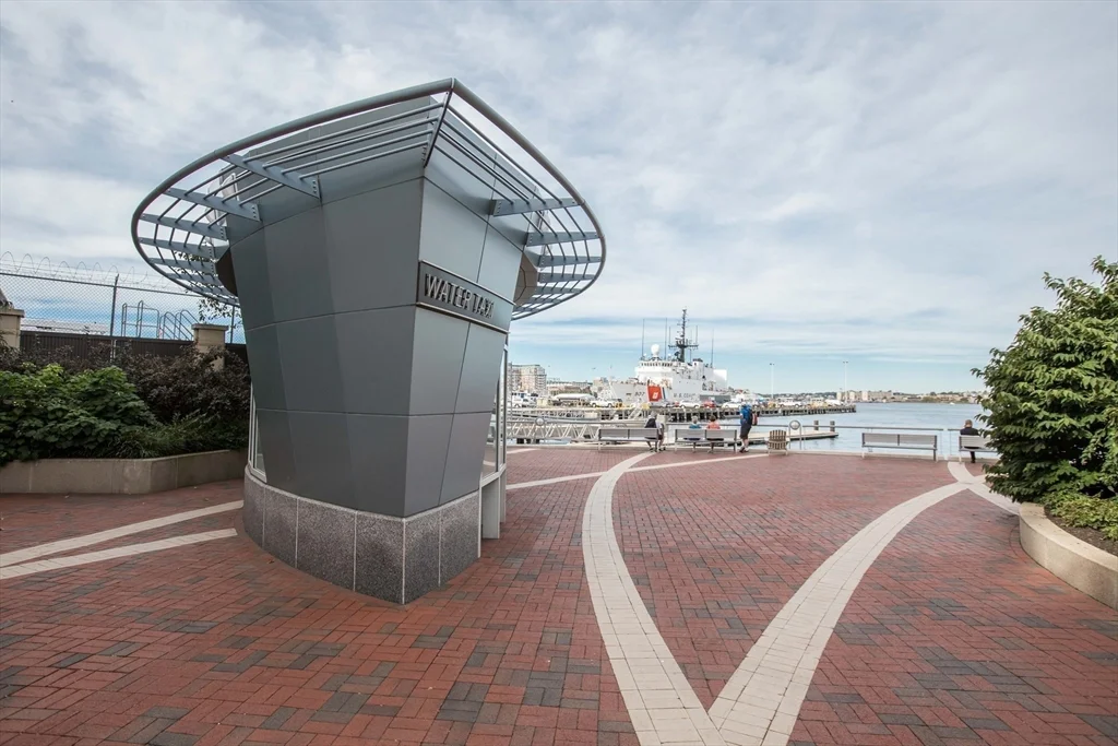 1 bed, 2 bath apartment for rent at 4 Battery Wharf Unit 4301, North End — photo 23 of 25