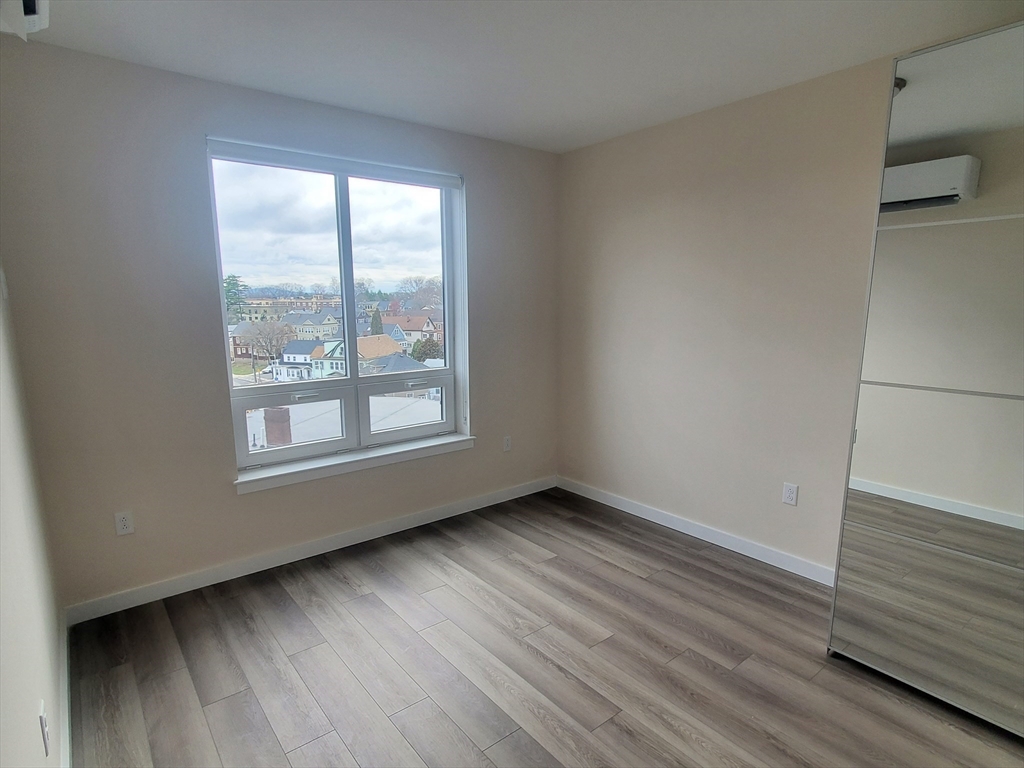 Studio bed, 1 bath apartment for rent at 4 Beale St Unit 3, Dorchester — photo 9 of 9