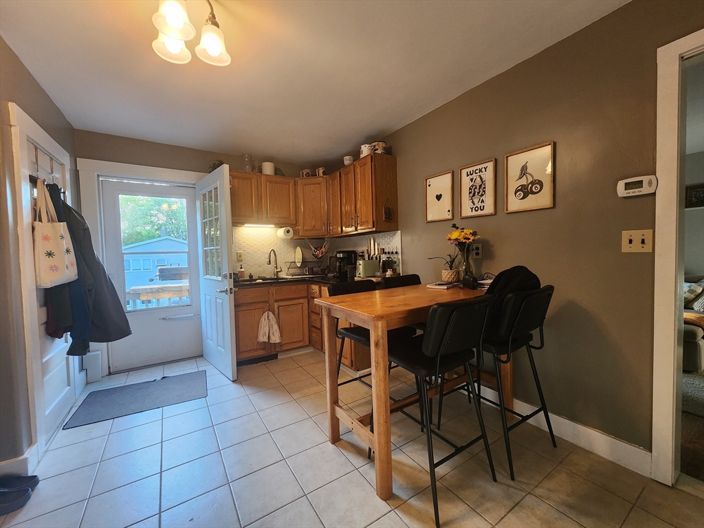 1 bed, 1 bath apartment for rent at 4 Bigelow Unit A, Southborough — photo 14 of 25