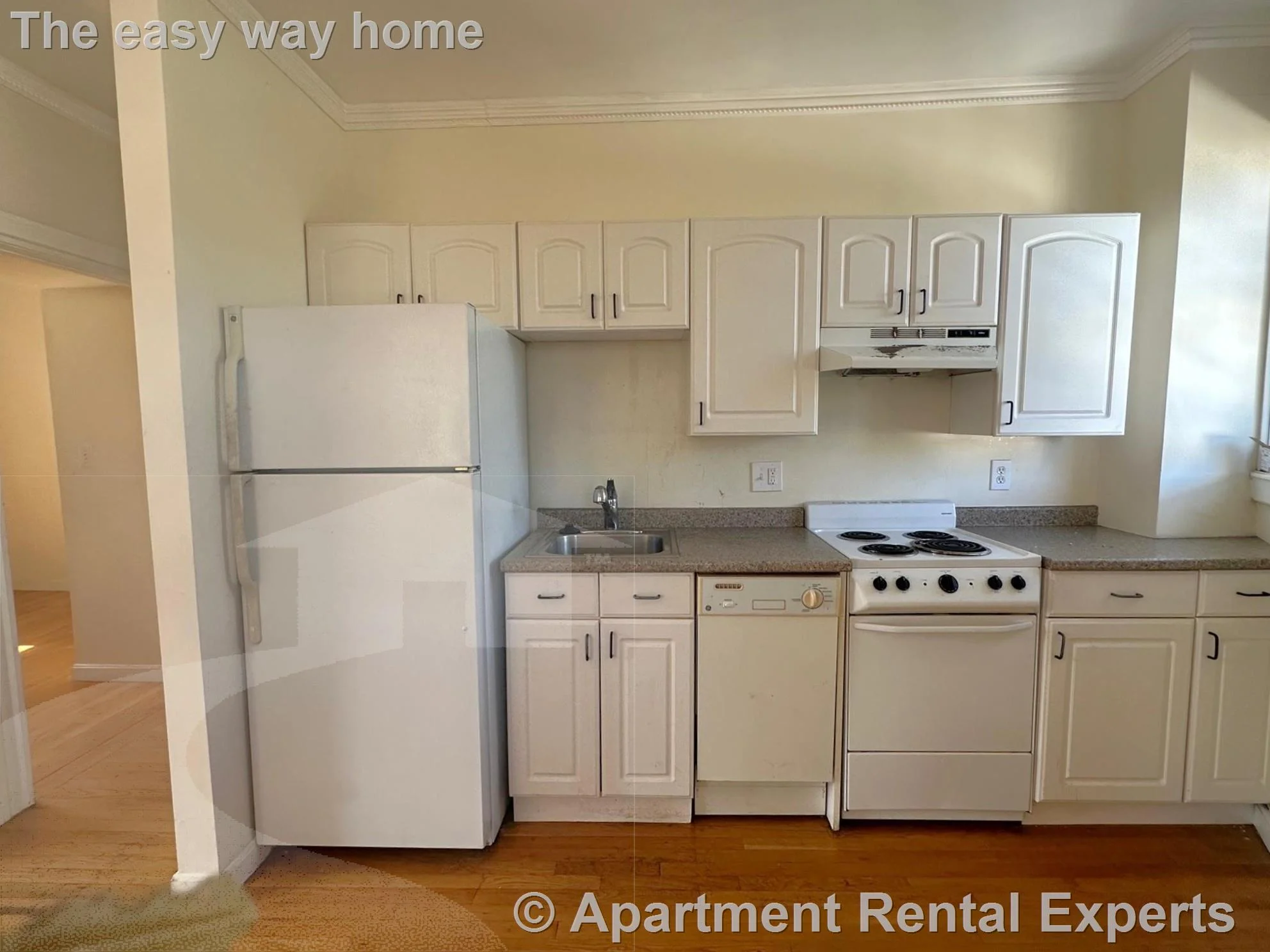 2 bed, 1 bath apartment for rent at 4 Bishop Allen Dr Unit 2, Central Square — photo 4 of 7