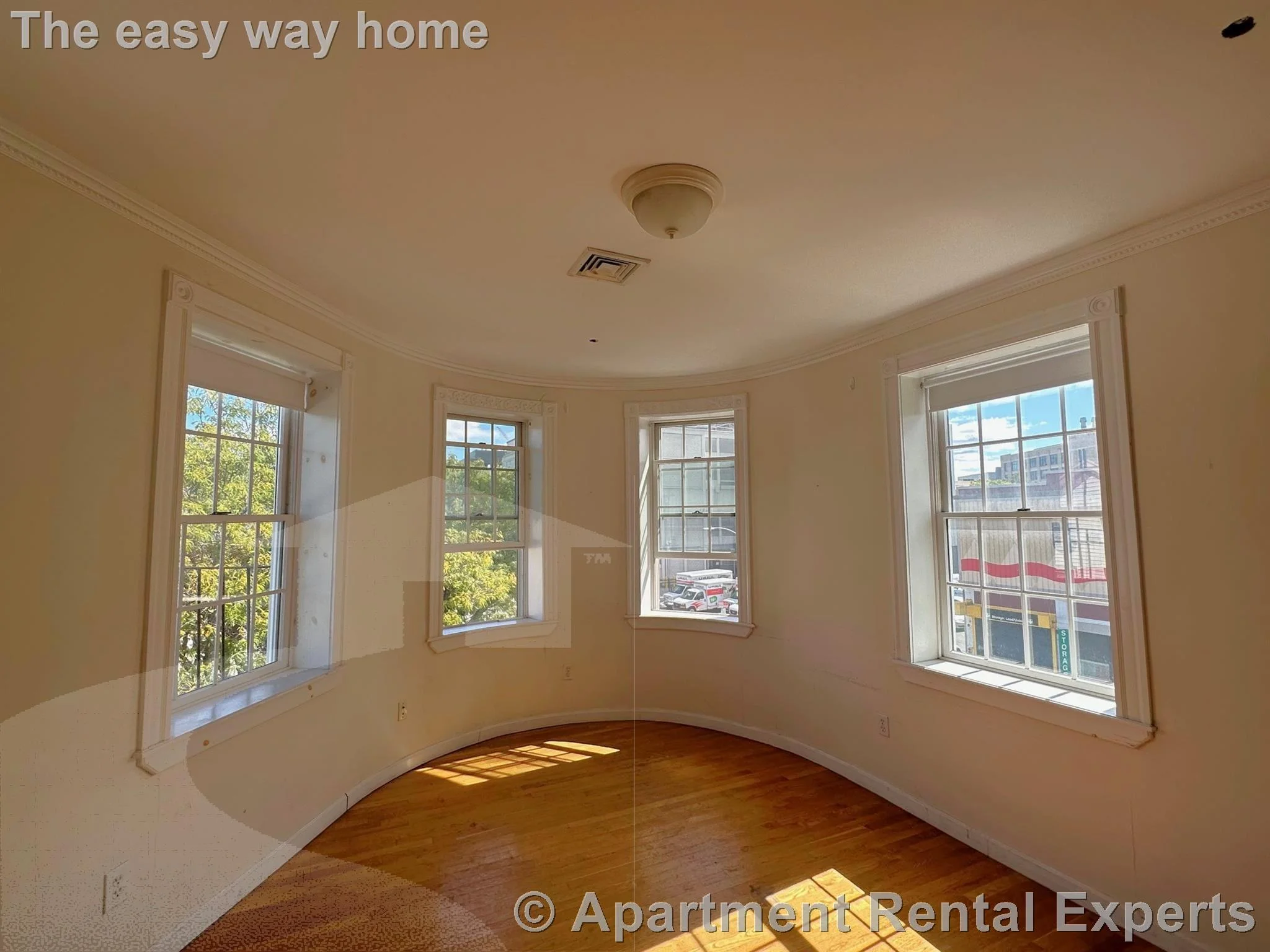 2 bed, 1 bath apartment for rent at 4 Bishop Allen Dr Unit 2, Central Square — photo 1 of 7