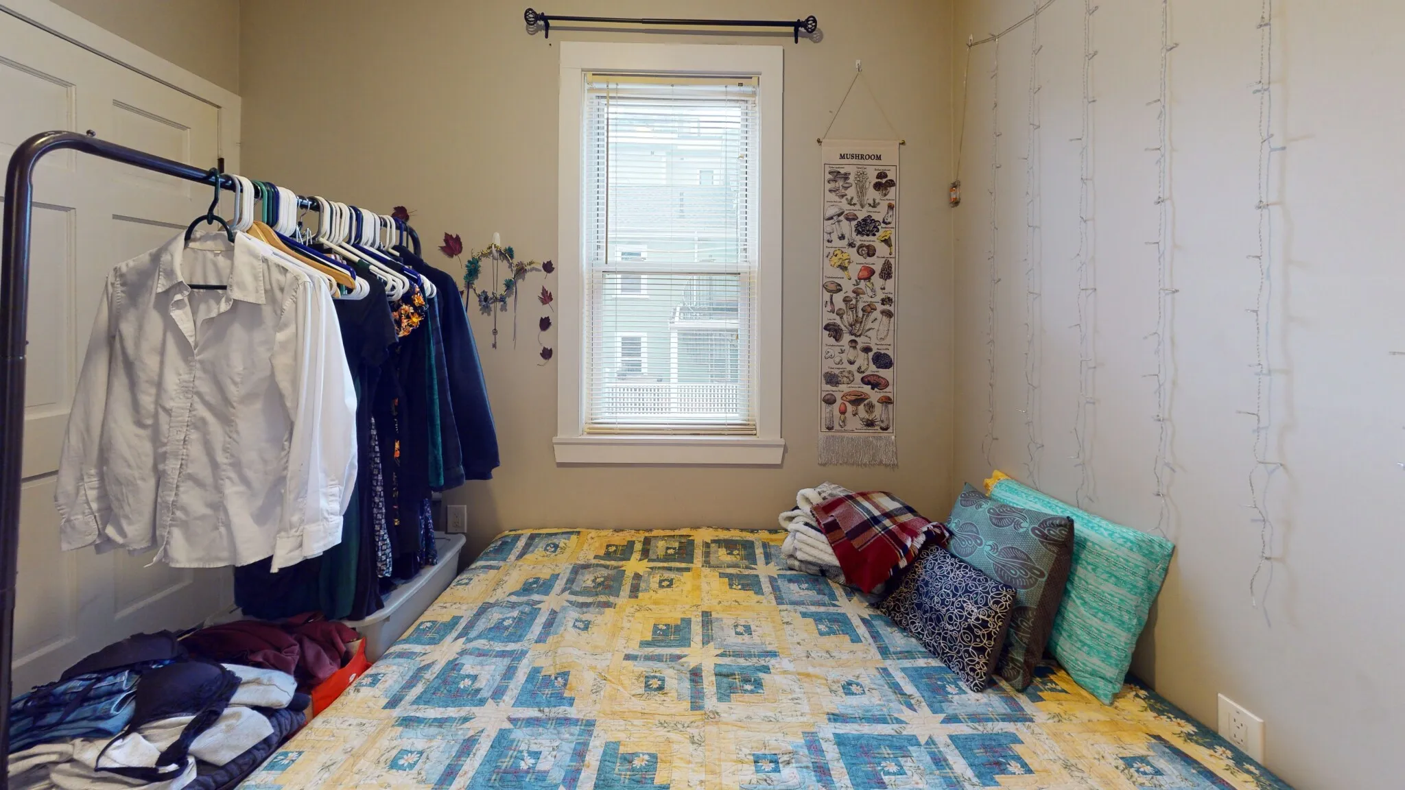3.5 bed, 2 bath apartment for rent at 4 Boylston Pl Unit 2, Jamaica Plain — photo 6 of 11