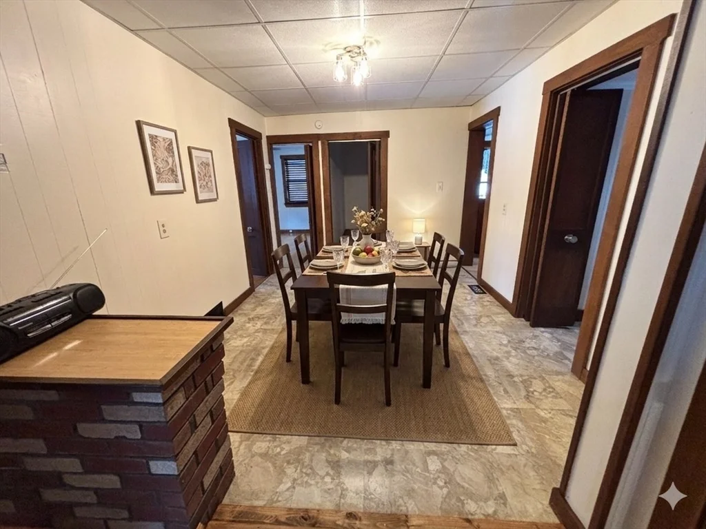 3 bed, 2 bath apartment for rent at 4 Braemore Rd, Taunton — photo 8 of 19
