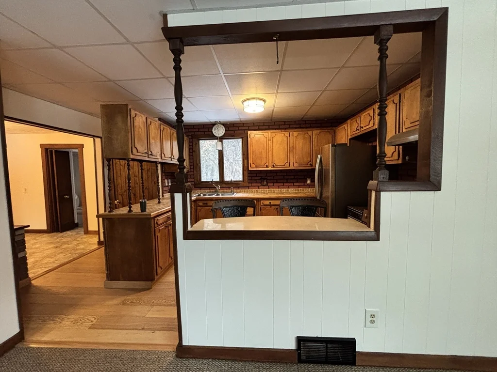 3 bed, 2 bath apartment for rent at 4 Braemore Rd, Taunton — photo 5 of 19