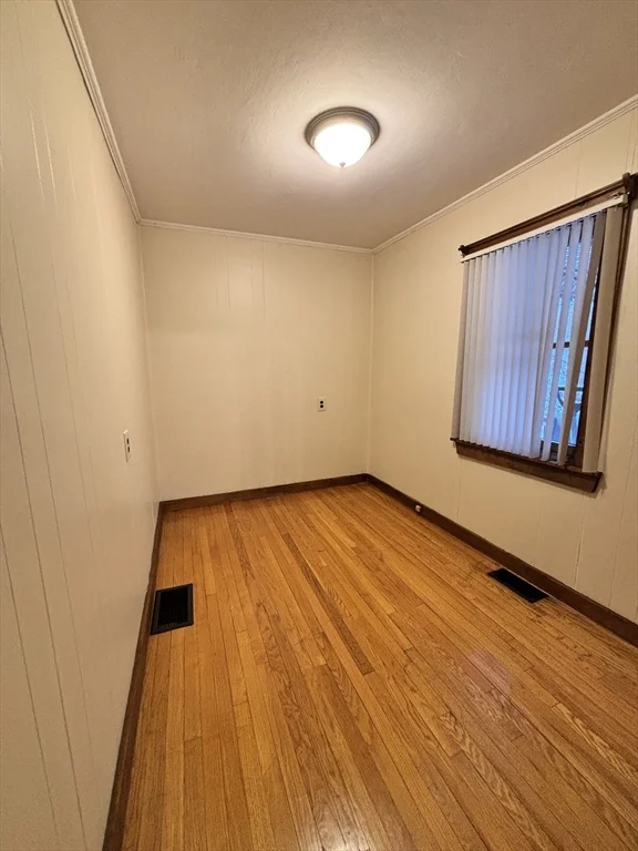 3 bed, 2 bath apartment for rent at 4 Braemore Rd, Taunton — photo 13 of 19