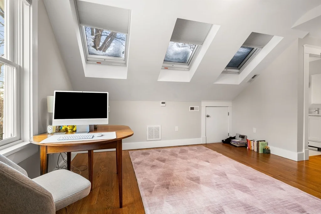 3 bed, 3 bath apartment for rent at 4 Brattle Cir Unit 4, West Cambridge — photo 13 of 21