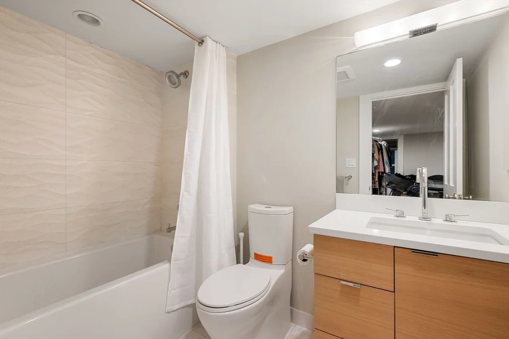 3 bed, 3 bath apartment for rent at 4 Brattle Cir Unit 4, West Cambridge — photo 12 of 21