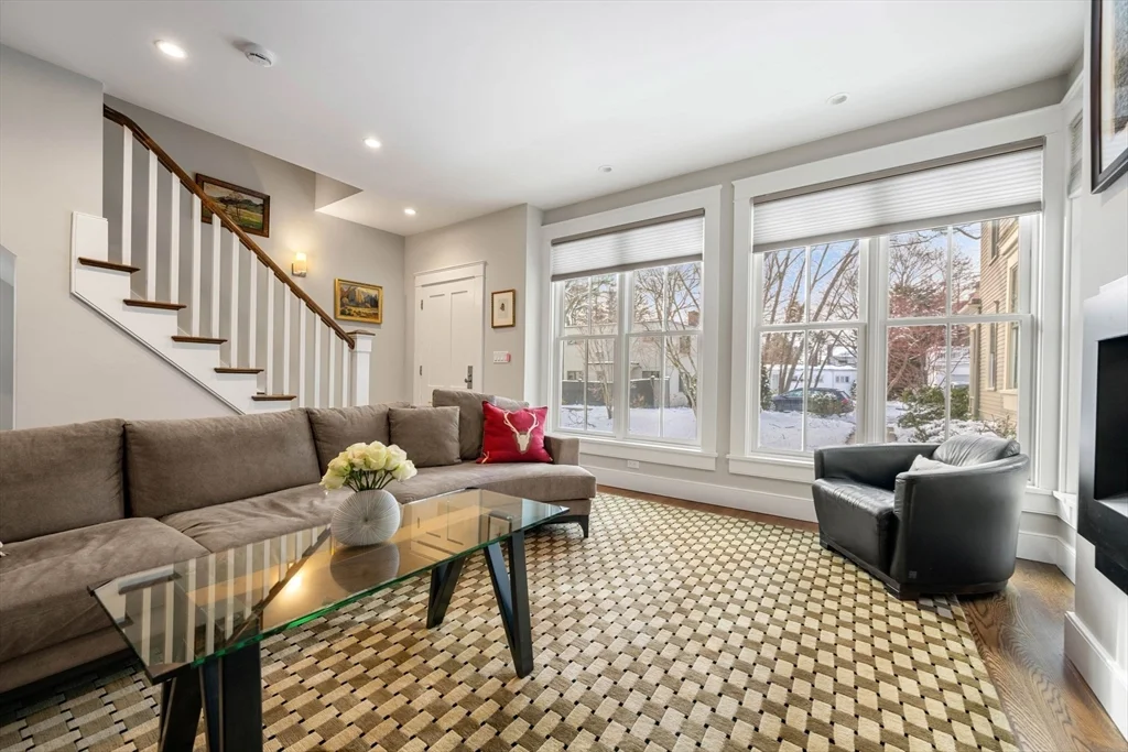 3 bed, 3 bath apartment for rent at 4 Brattle Cir Unit 4, West Cambridge — photo 1 of 21