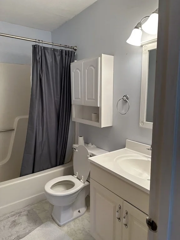 2 bed, 1 bath apartment for rent at 4 Bridgeview Circle Unit 31, Tyngsborough — photo 21 of 28