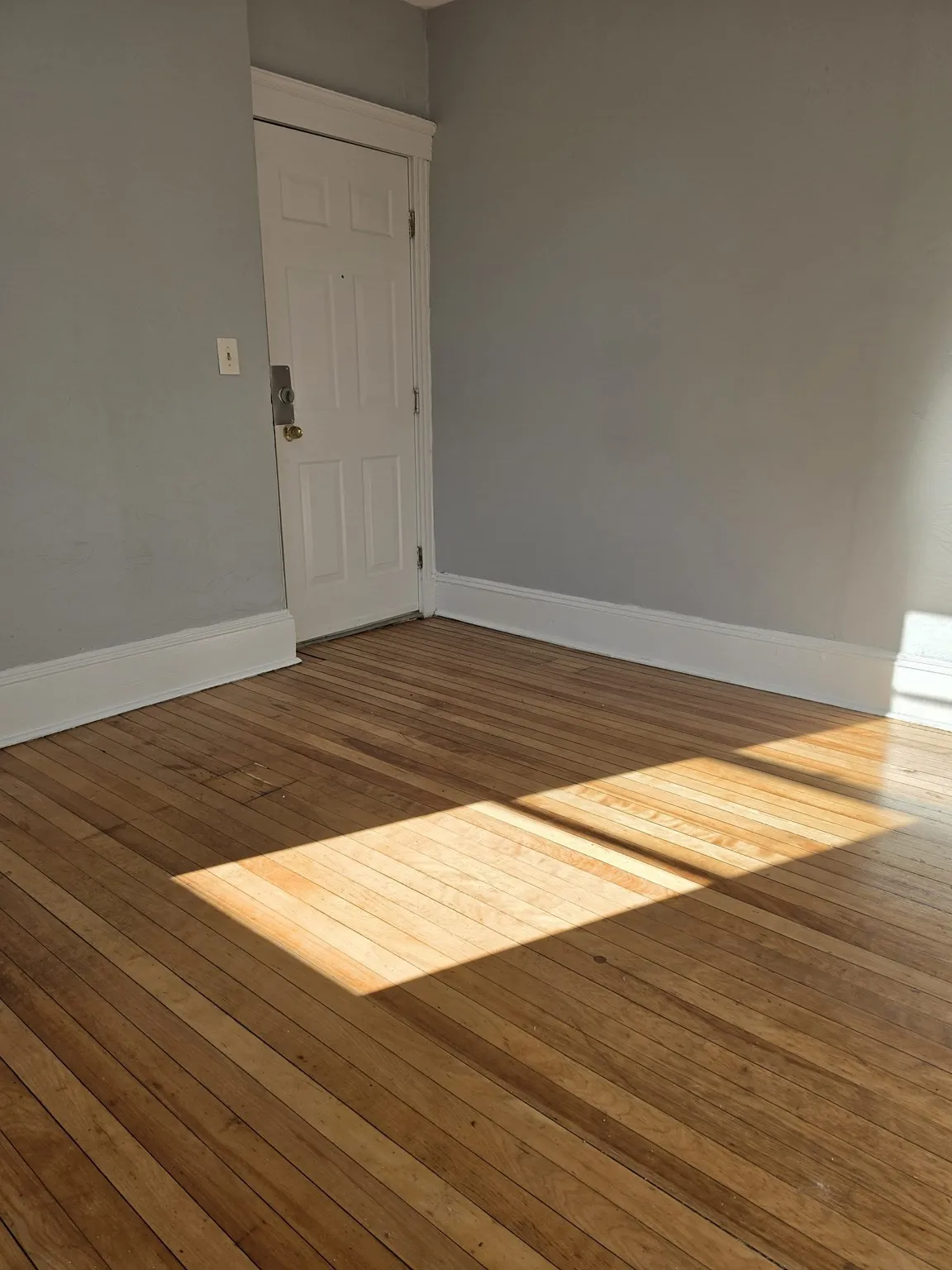 1 bed apartment for rent at 4 Brightwood Ter Unit 7, Lynn — photo 5 of 6