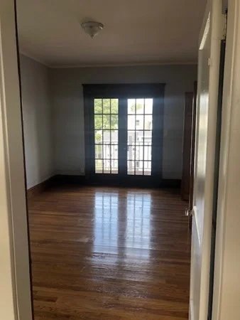 2 bed, 1 bath apartment for rent at 4 Brookline Unit 3, Holyoke — photo 7 of 11