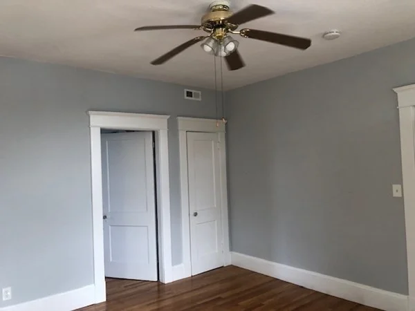 2 bed, 1 bath apartment for rent at 4 Brookline Unit 3, Holyoke — photo 6 of 11